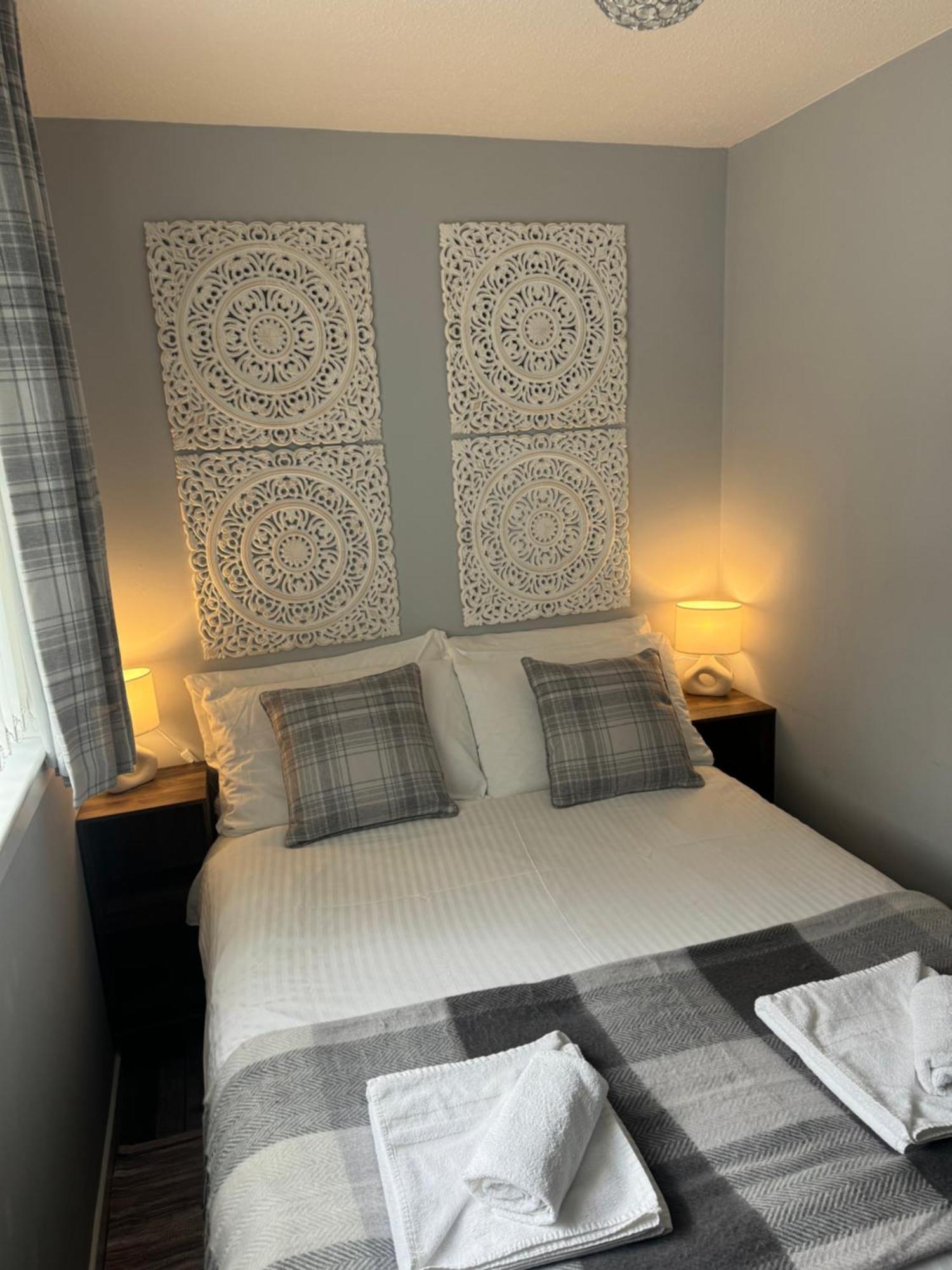 Loch Lomond Riverside Apartments A Balloch Exterior foto
